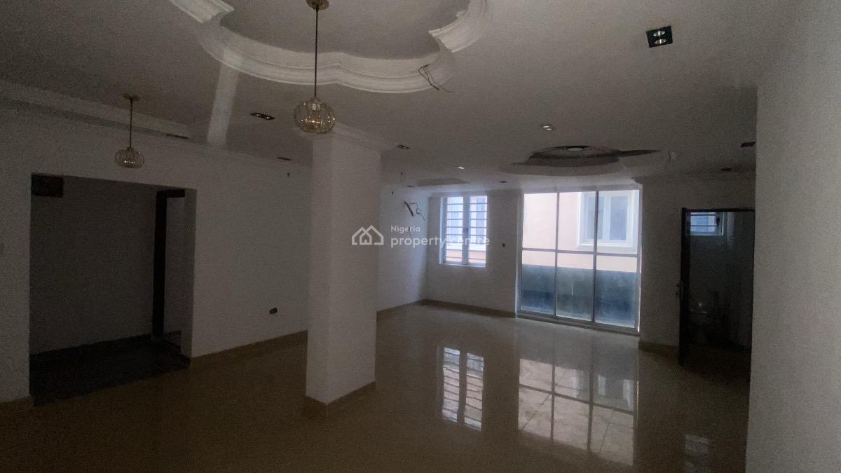3 Bedrooms Apartment, Alagomeji, Yaba, Lagos, Flat / Apartment for Sale