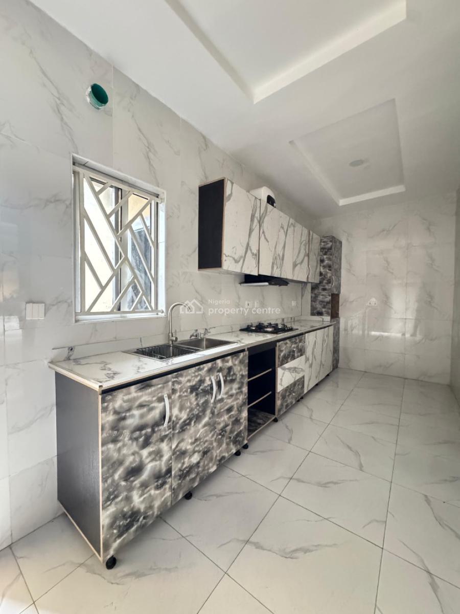 Affordable 2 Bedroom Apartment with Bq, Ilaje, Ilaje, Ajah, Lagos, Flat / Apartment Joint Venture