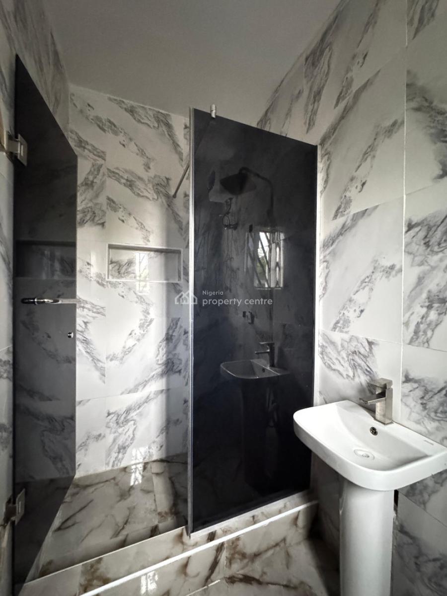Affordable 2 Bedroom Apartment with Bq, Ilaje, Ilaje, Ajah, Lagos, Flat / Apartment Joint Venture
