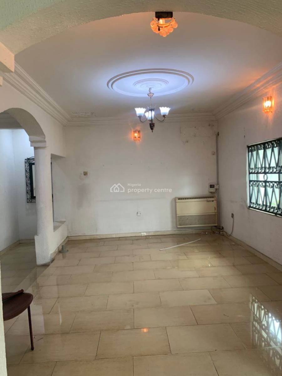 5 Bedrooms Semi Detached House with 2 Rooms Bq, Off Admiralty Way, Lekki Phase 1, Lekki, Lagos, Office Space for Rent