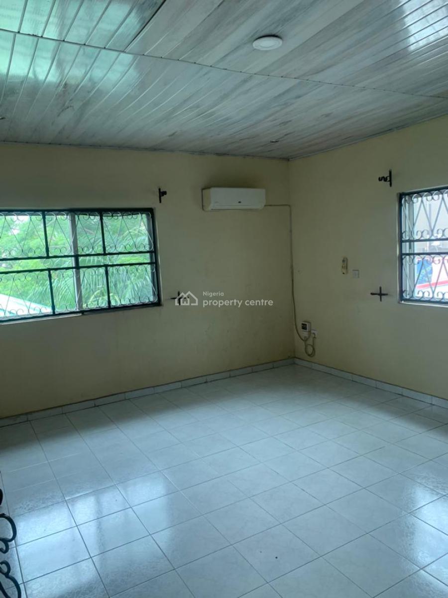 5 Bedrooms Semi Detached House with 2 Rooms Bq, Off Admiralty Way, Lekki Phase 1, Lekki, Lagos, Office Space for Rent