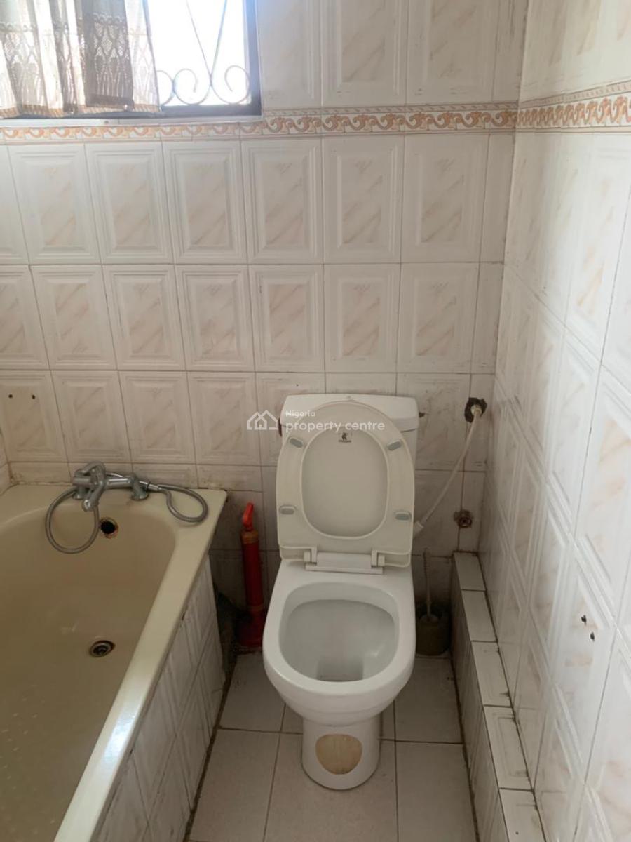 5 Bedrooms Semi Detached House with 2 Rooms Bq, Off Admiralty Way, Lekki Phase 1, Lekki, Lagos, Office Space for Rent