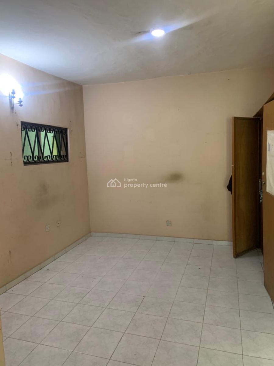 5 Bedrooms Semi Detached House with 2 Rooms Bq, Off Admiralty Way, Lekki Phase 1, Lekki, Lagos, Office Space for Rent