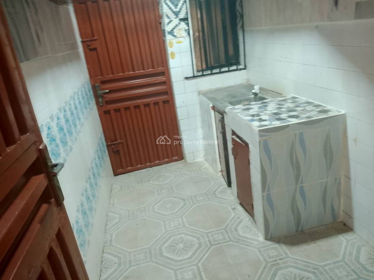 Renovated 3 Bedroom Flat with 3 Toilets, Off Toyin Street., Ikeja, Lagos, Flat / Apartment for Rent