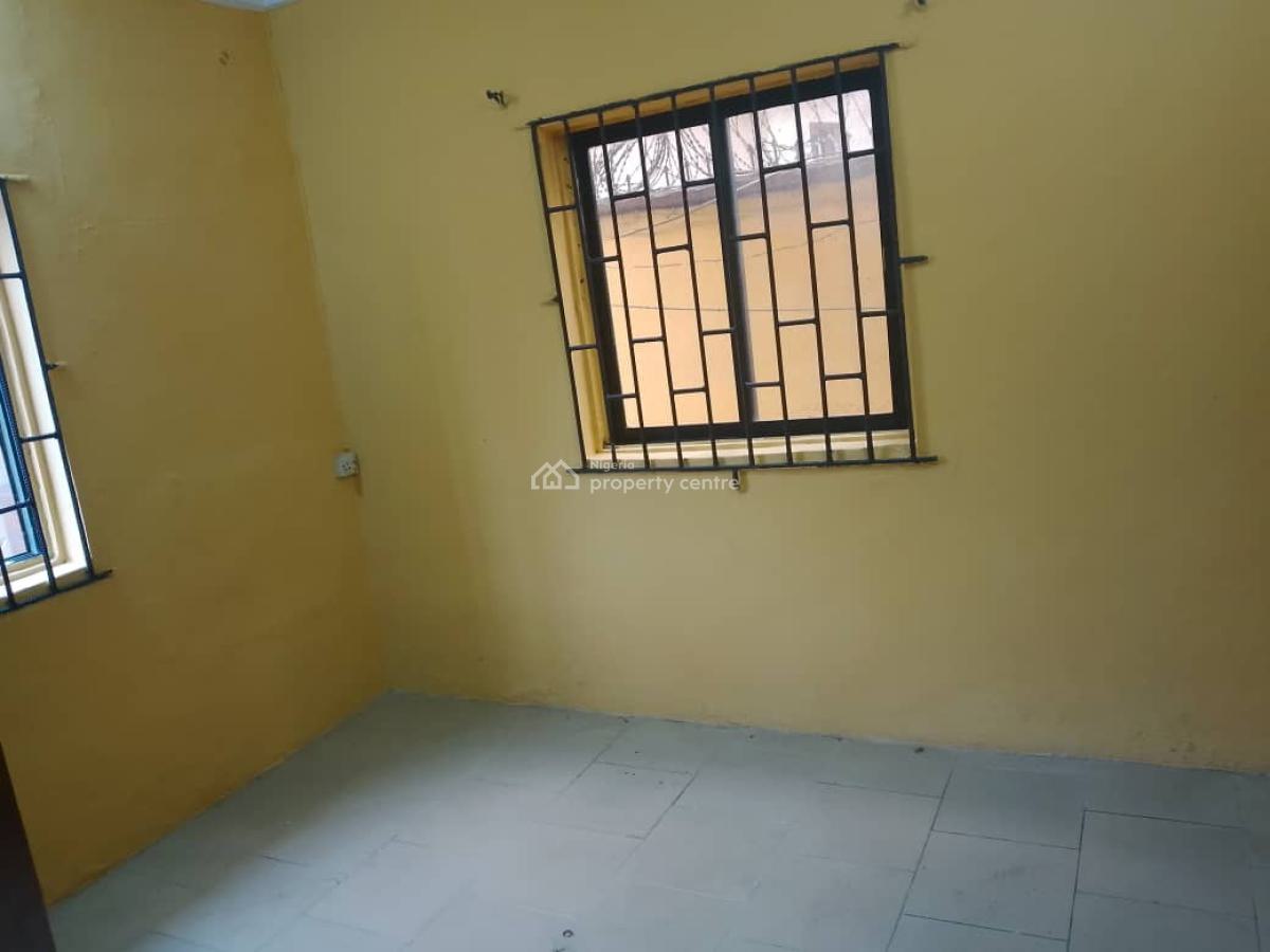 Renovated 3 Bedroom Flat with 3 Toilets, Off Toyin Street., Ikeja, Lagos, Flat / Apartment for Rent