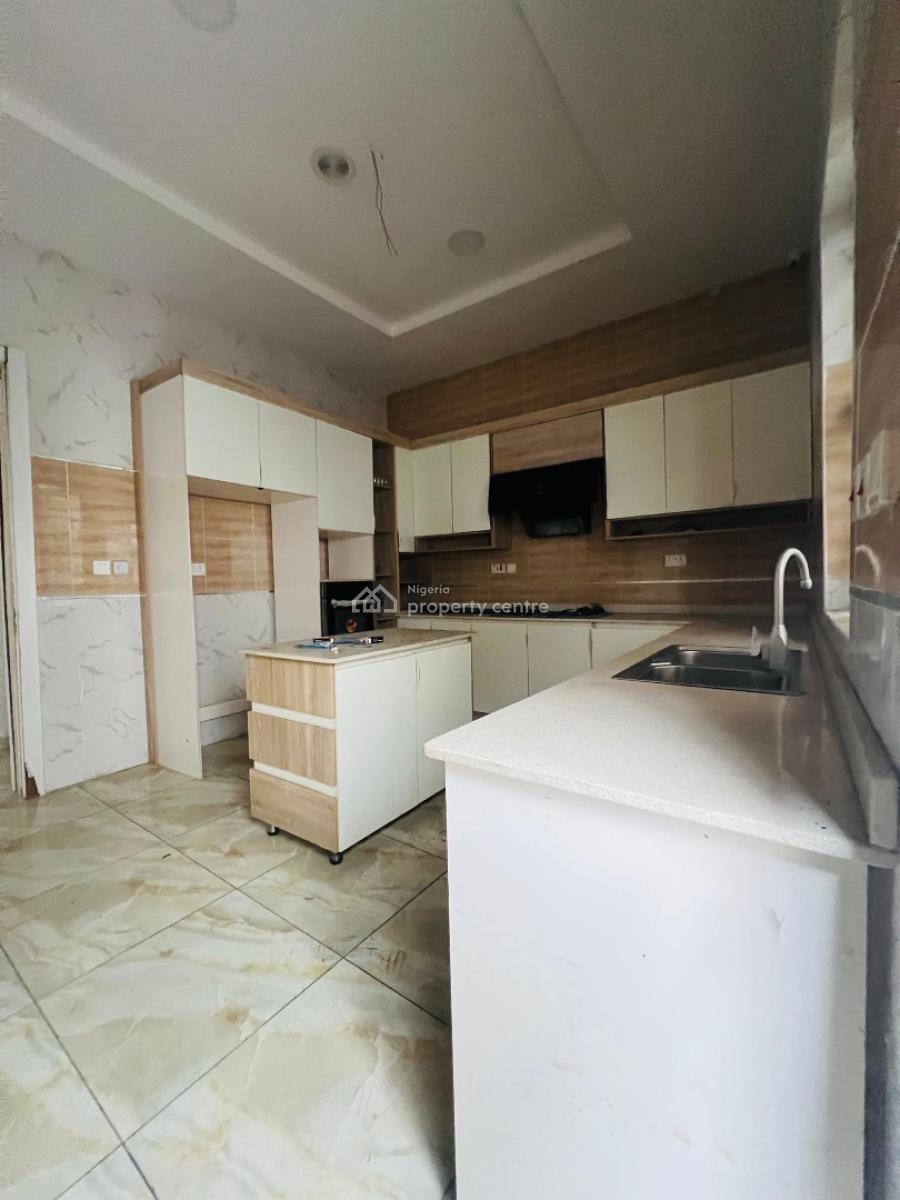 Four. Bedroom Semi Detached House, Oral Estate Lekki, Lekki, Lagos, Semi-detached Duplex for Rent