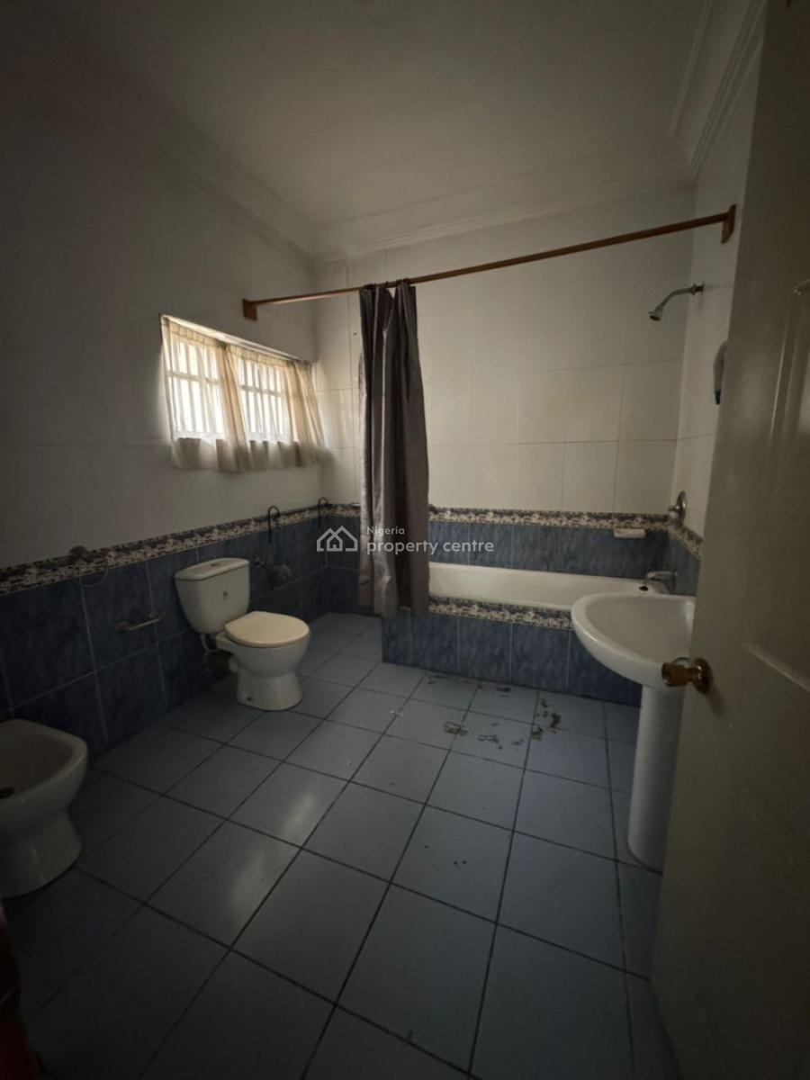 4-bedroom Semi-detached Duplex with 2 Bq, 5a Iweanya Ugbogoh Crescent, Lekki, Lagos, Semi-detached Duplex for Rent