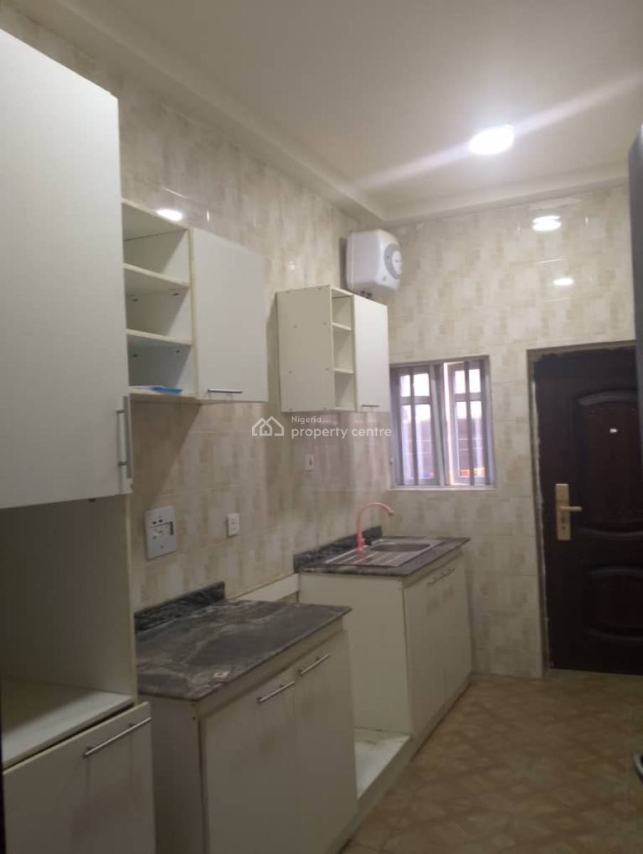 Spacious 2 Bedroom Flat, Palm Willie Estate, Ajah, Lagos, Flat / Apartment for Rent
