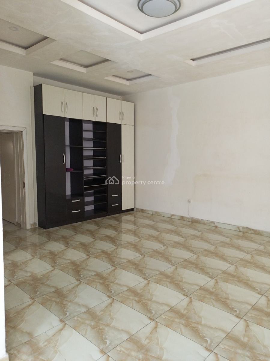Neatly Used 4bedroom Duplex with Bq Secured Estate, Idado, Lekki, Lagos, Semi-detached Duplex for Sale