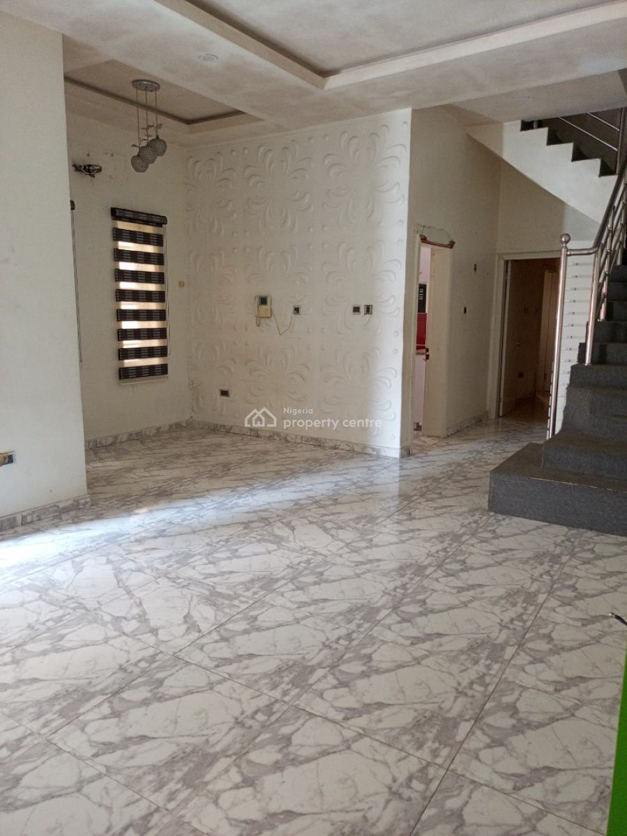 Neatly Used 4bedroom Duplex with Bq Secured Estate, Idado, Lekki, Lagos, Semi-detached Duplex for Sale