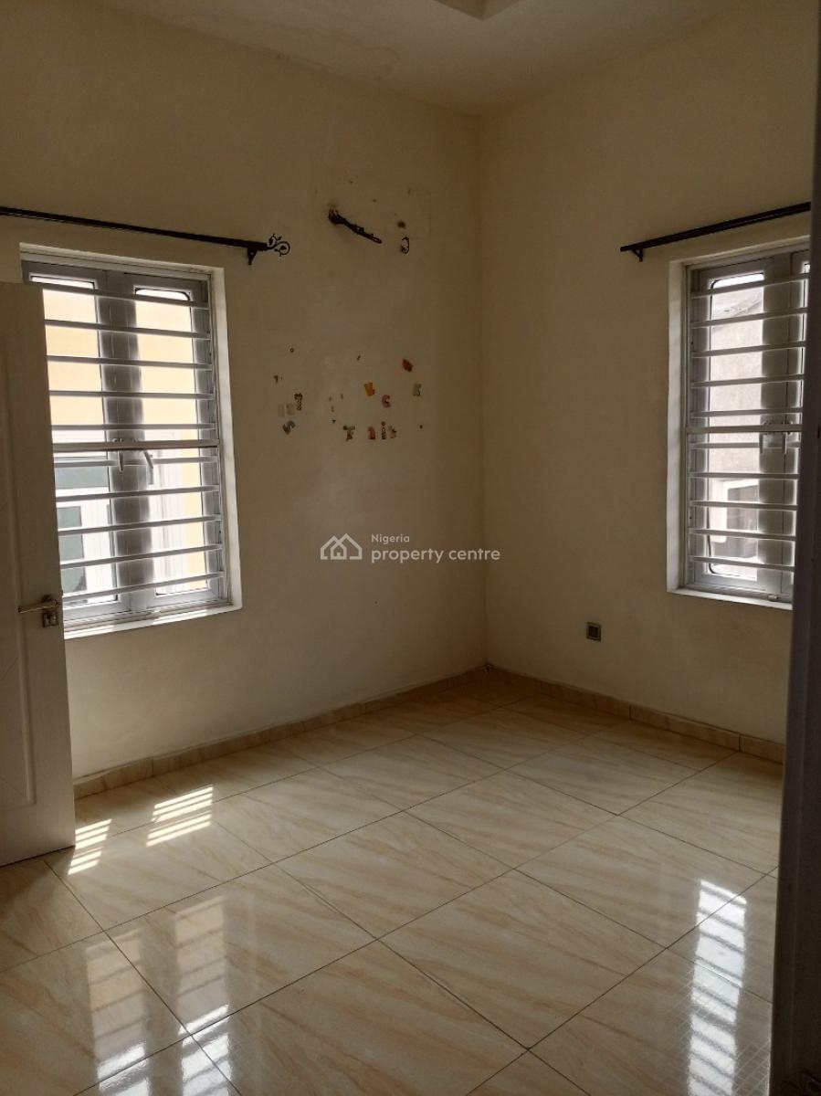 Neatly Used 4bedroom Duplex with Bq Secured Estate, Idado, Lekki, Lagos, Semi-detached Duplex for Sale
