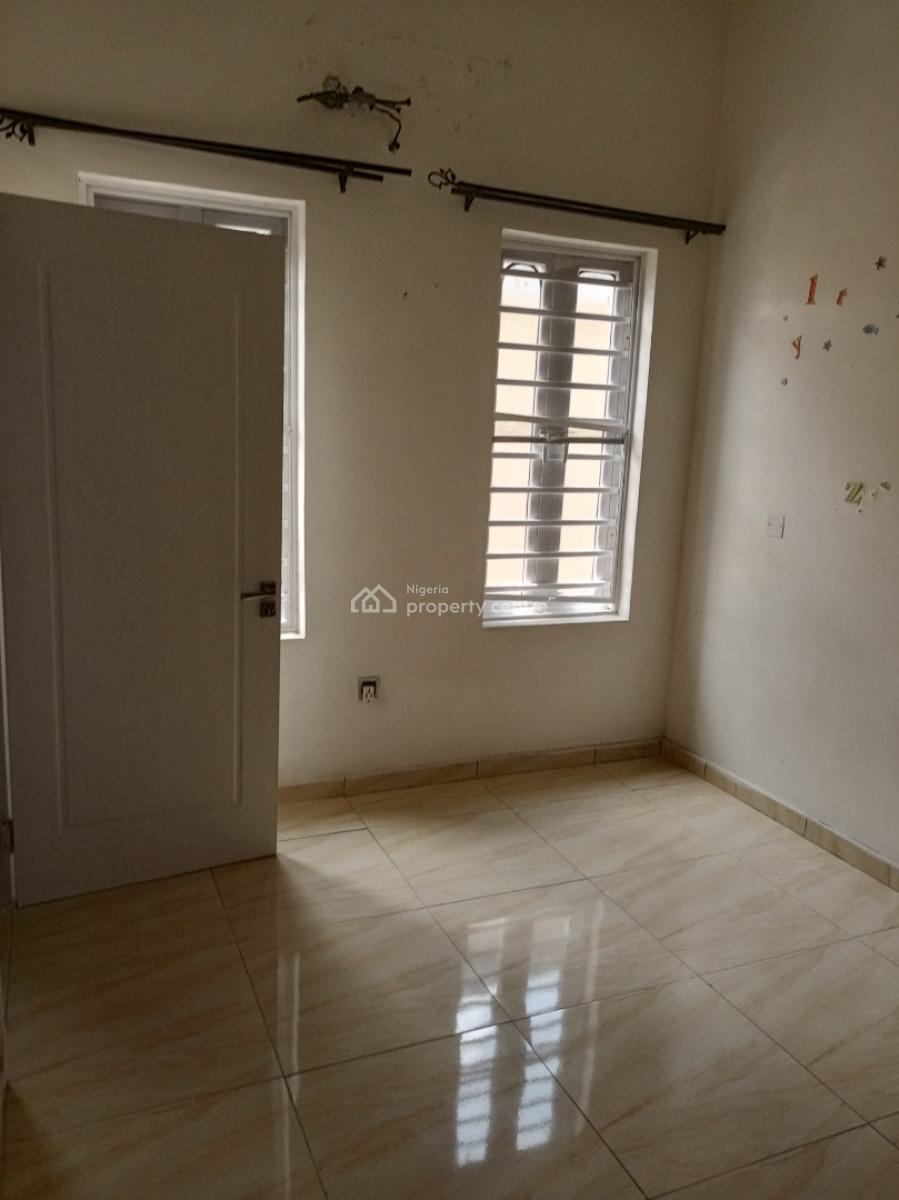 Neatly Used 4bedroom Duplex with Bq Secured Estate, Idado, Lekki, Lagos, Semi-detached Duplex for Sale