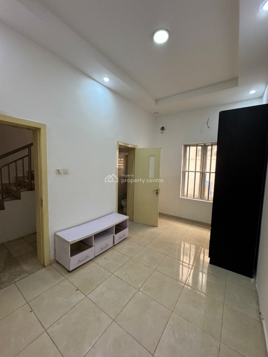 Self Contain, Osapa, Lekki, Lagos, Self Contain (single Rooms) for Rent