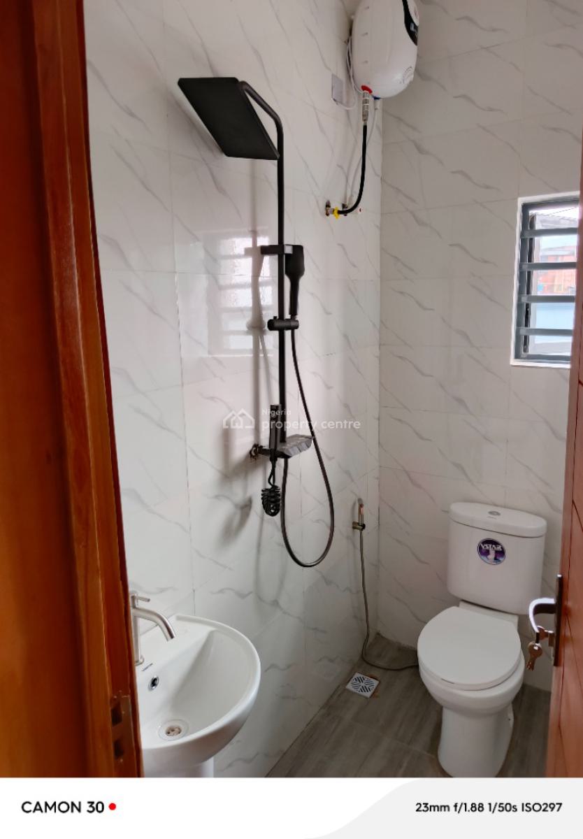 Executive Mini Flat with Band Light, Liasu Road, Ikotun, Lagos, Flat / Apartment for Rent