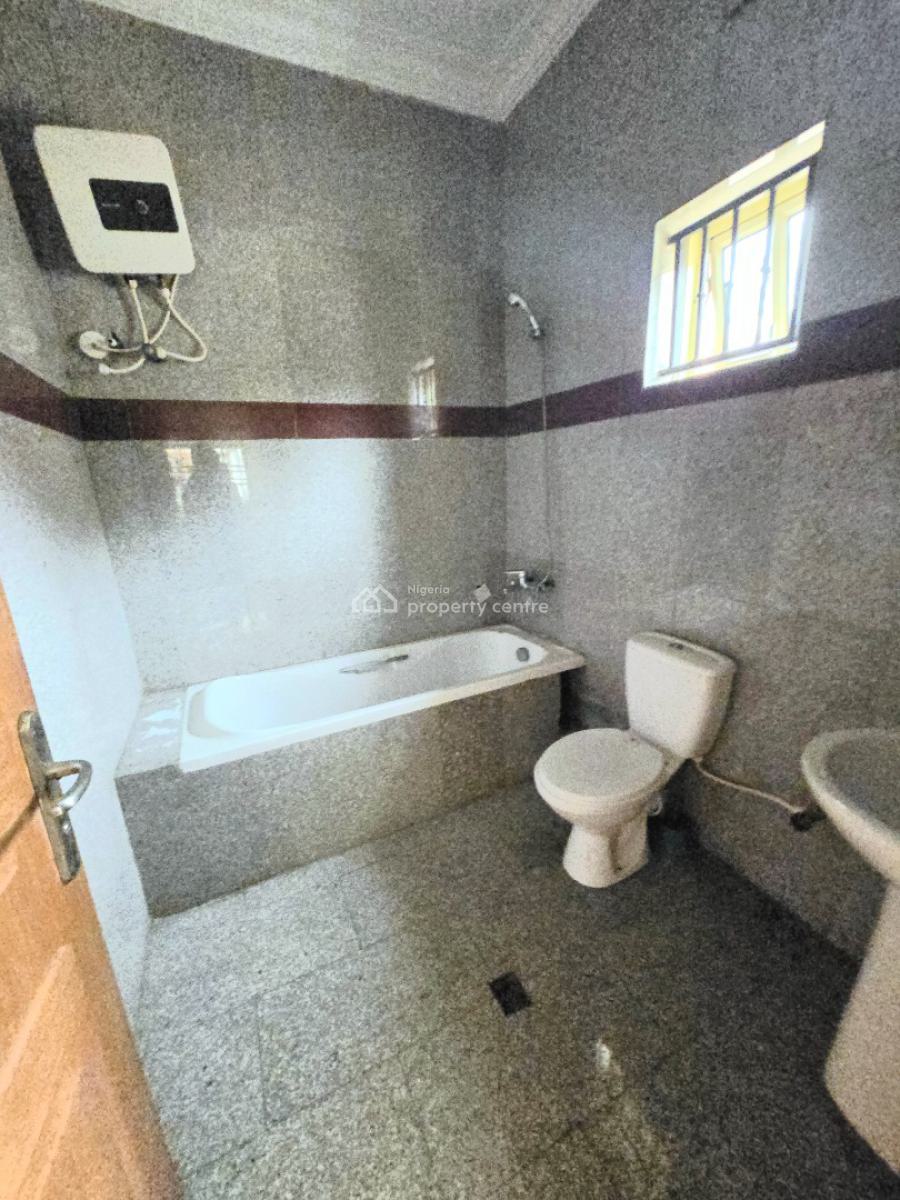 Well Maintained 6 Bedroom Detached House, Lekki Phase 1, Lekki, Lagos, Detached Duplex for Rent