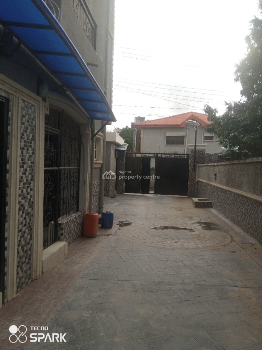 Spacious and Clean Two Bedroom Apartment, in an Estate, Ajah, Lagos, Flat / Apartment for Rent