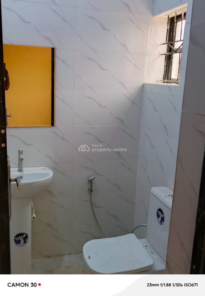 Smart Looking 2 Bedroom Flat, Isheri By Bucknor Estate, Isolo, Lagos, Flat / Apartment for Rent