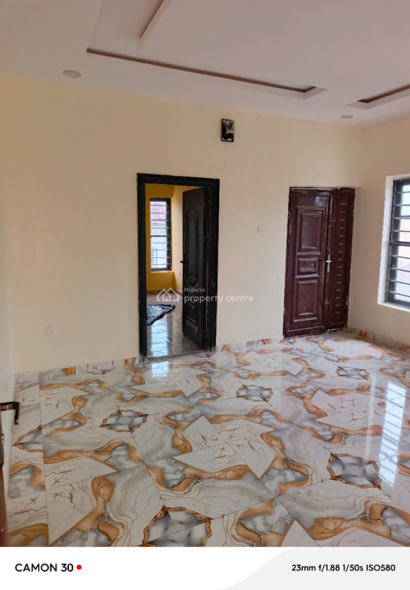 Superb Mini Flat, Isheri By Bucknor Estate, Isolo, Lagos, Flat / Apartment for Rent