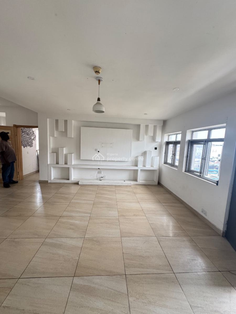 Serviced 4bedroom Maisonette Duplex, Ologolo, Lekki, Lagos, Terraced Duplex for Sale