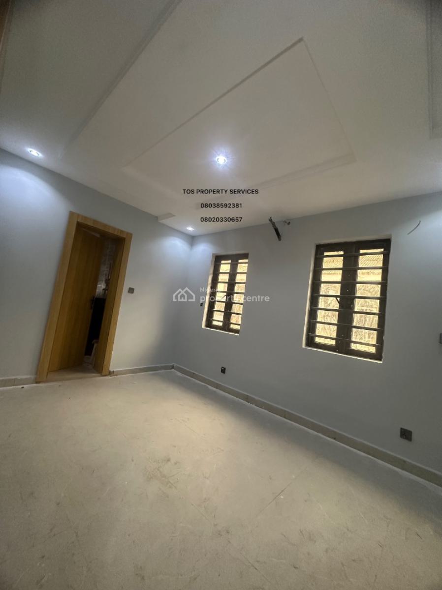 Exquisite 2 Bedroom Apartment, Sabo-alagomeji, Alagomeji, Yaba, Lagos, Flat / Apartment for Rent