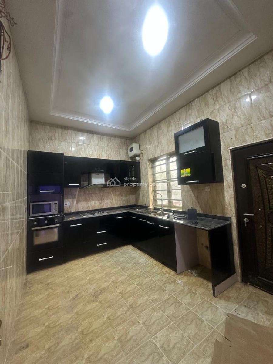 4 Bedroom Semi Detached with Bq, Agungi Road, Lekki, Lagos, Semi-detached Duplex for Rent