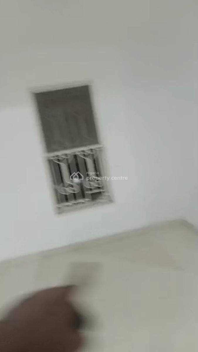 Lovely 2 Bedroom Penthouse Ensuite, Off Admiralty Way, Lekki Phase 1, Lekki, Lagos, House for Rent