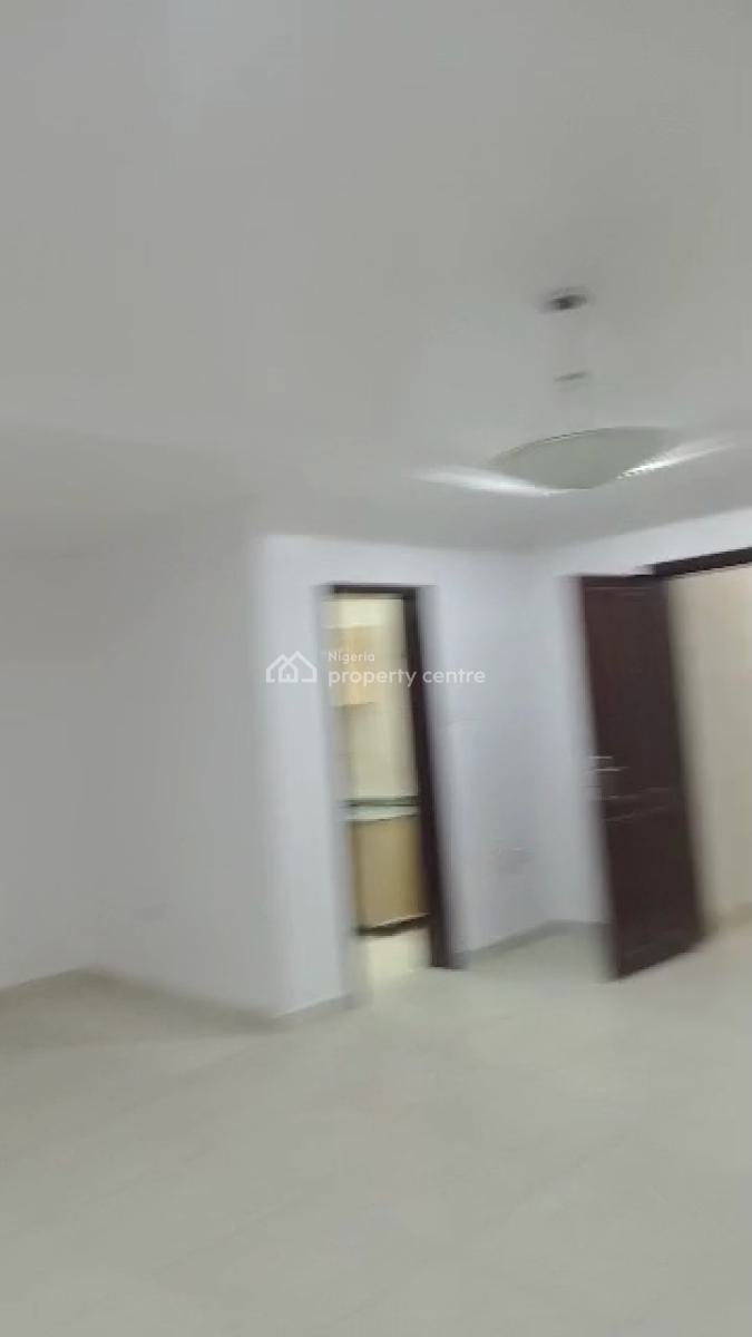 Lovely 2 Bedroom Penthouse Ensuite, Off Admiralty Way, Lekki Phase 1, Lekki, Lagos, House for Rent