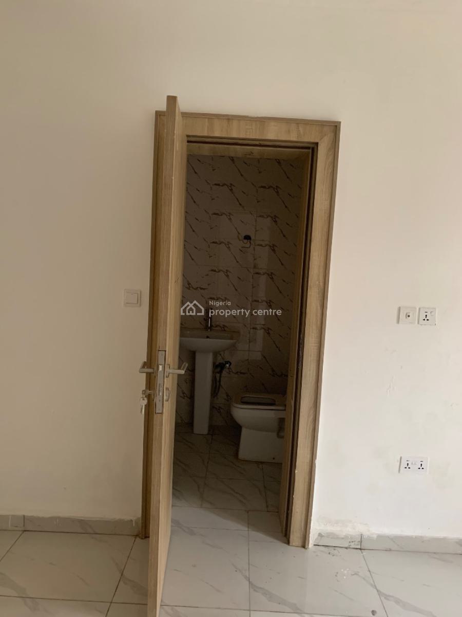 Super Specious & New Bedroom Apartments, News Engineering, Dawaki, Gwarinpa, Abuja, Flat / Apartment for Sale