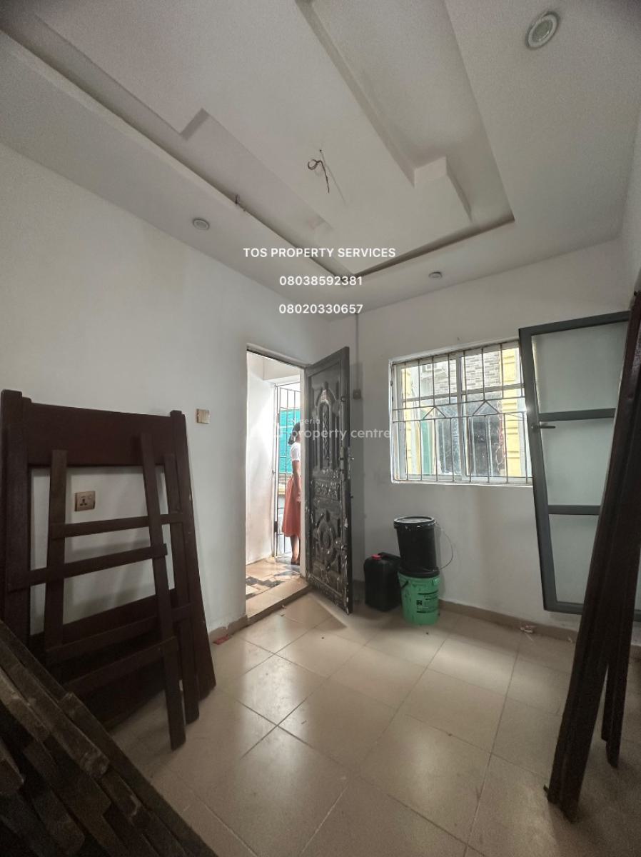 1 Room Self-contained Flat, Yaba, Lagos, Self Contain (single Rooms) for Rent