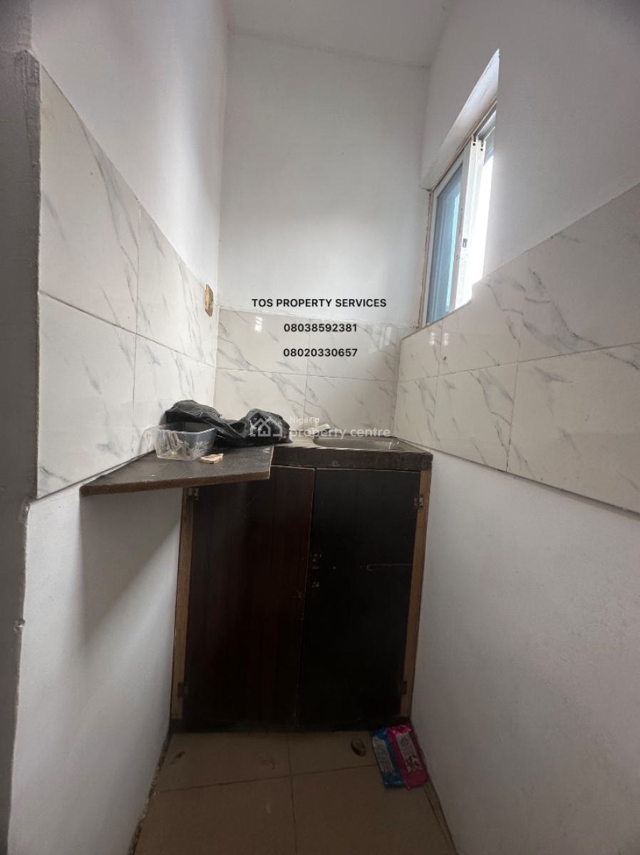 1 Room Self-contained Flat, Yaba, Lagos, Self Contain (single Rooms) for Rent