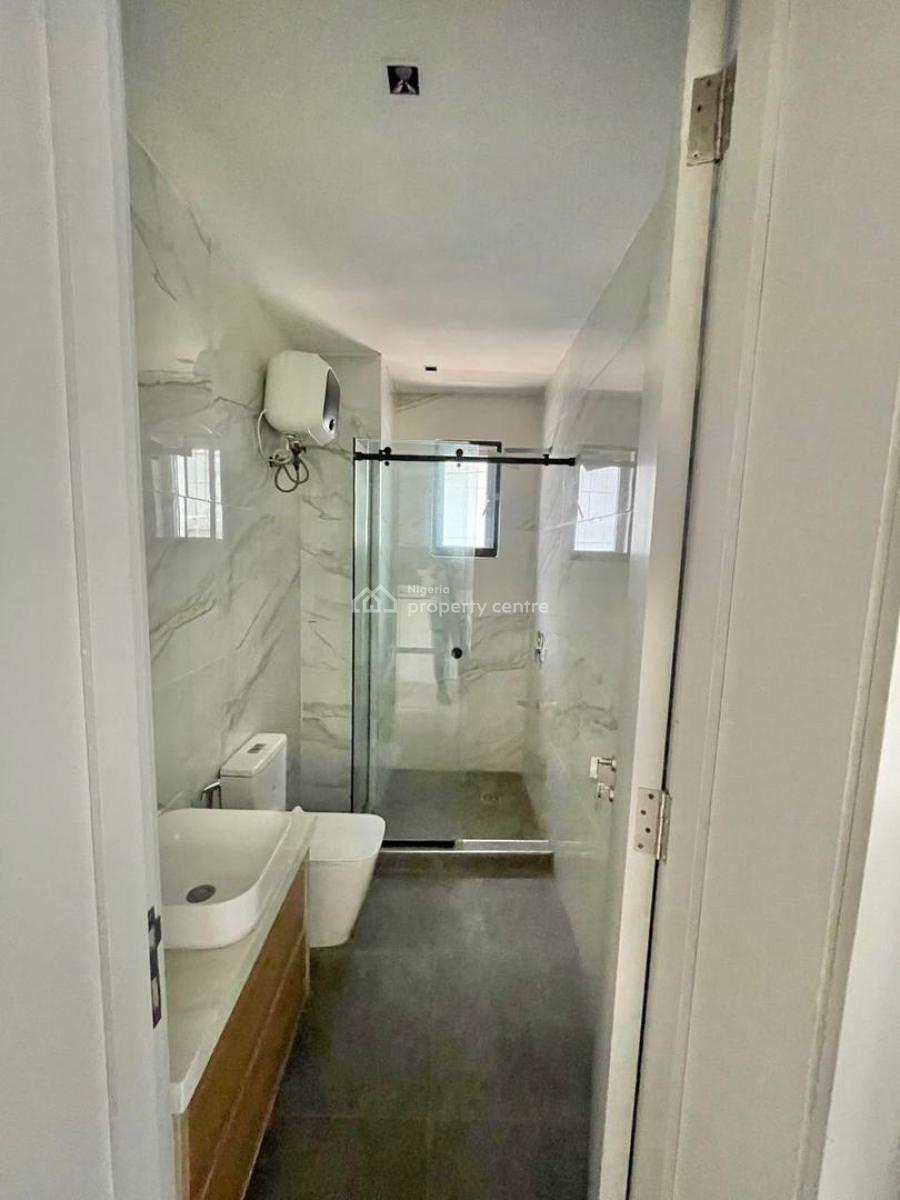 Serviced 2bedroom Flat with S/pool in a Secured Estate, Lekki Phase 1, Lekki, Lagos, Flat / Apartment for Rent