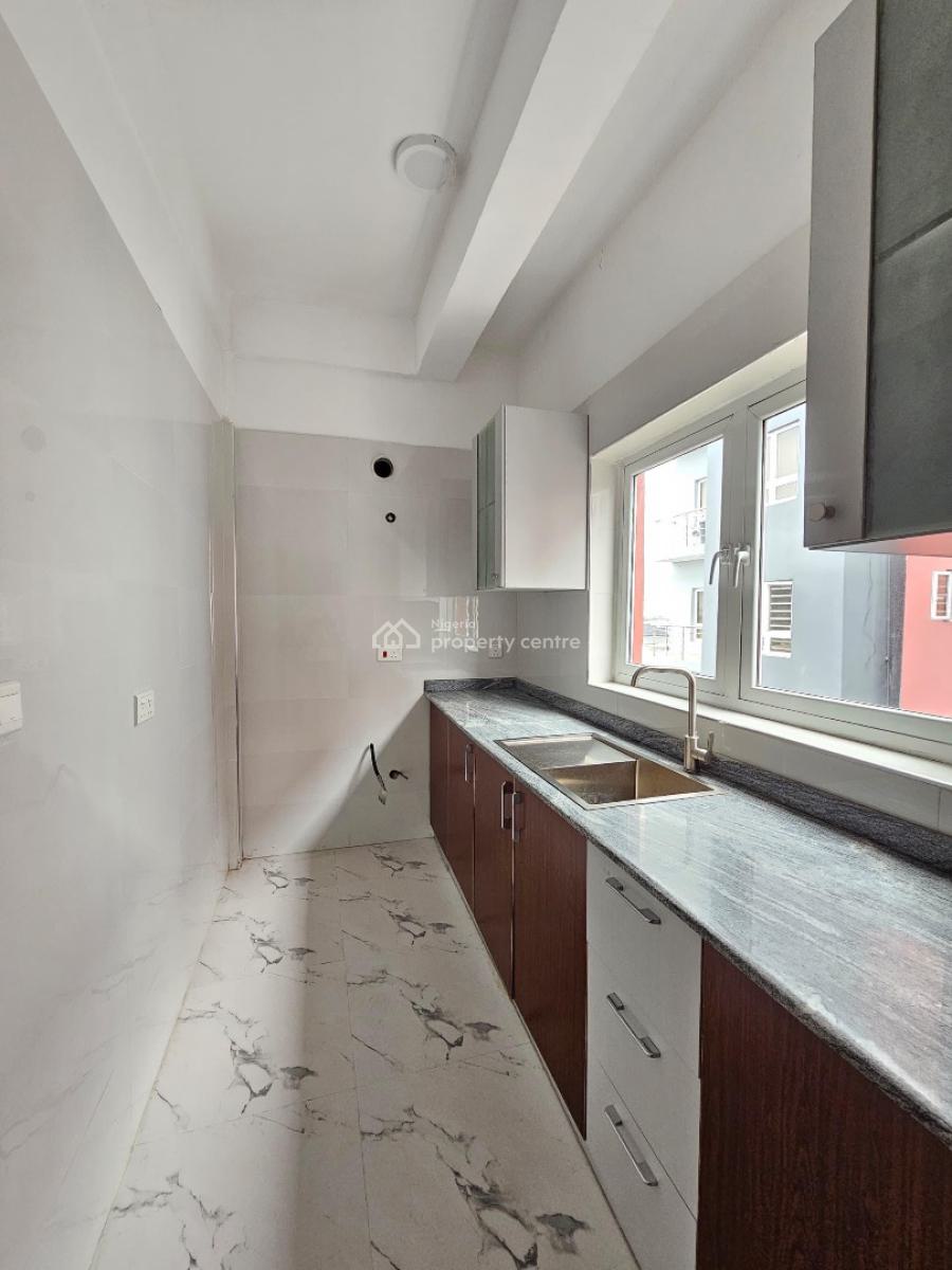 Well Built 2 Bedroom Apartment with Elevator in a Secured Location, Ikate Elegushi, Lekki, Lagos, Flat / Apartment for Sale