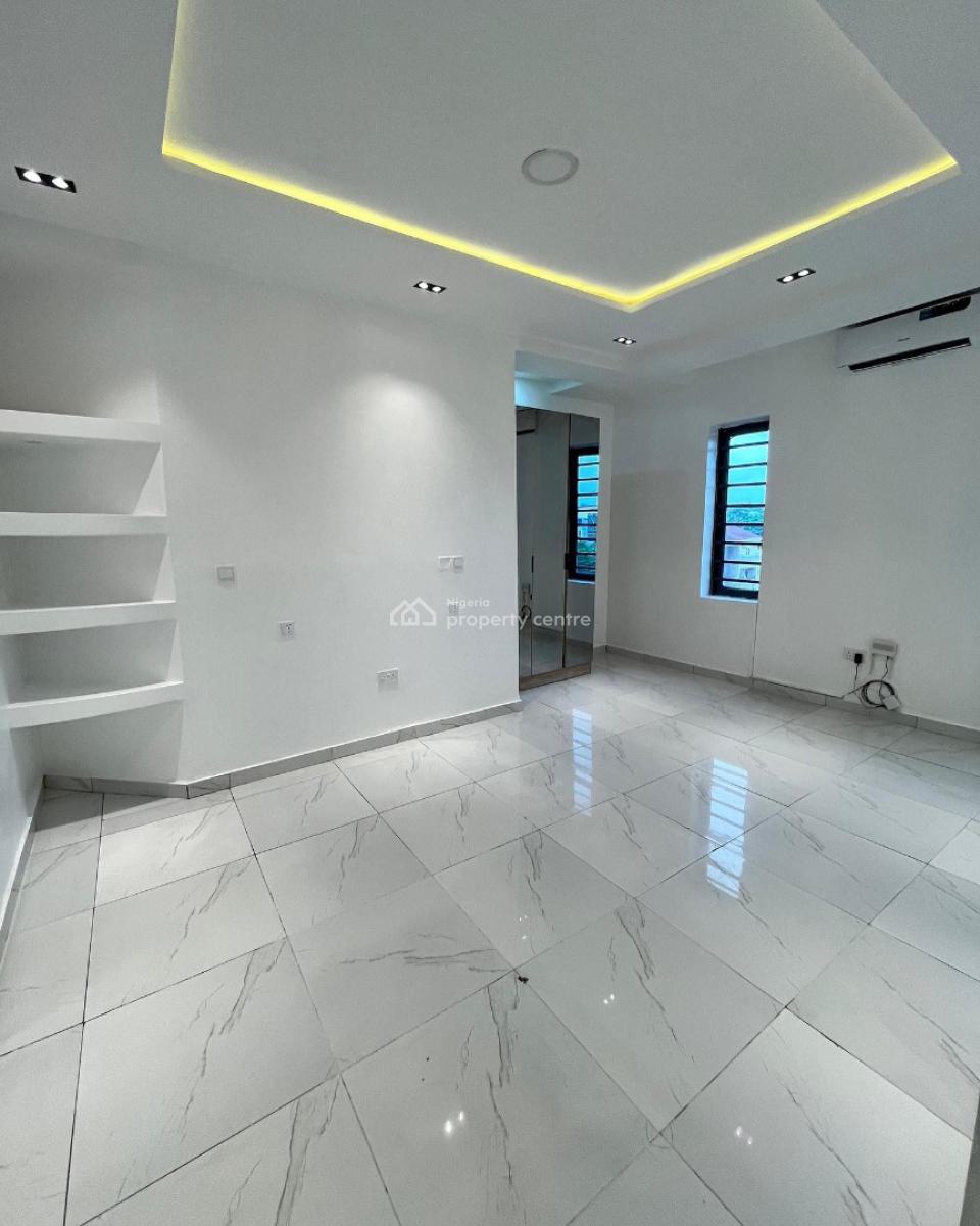 Stunning 2 Bedroom Apartment with Swimming Pool and Bq, Ikate, Ikate, Lekki, Lagos, Block of Flats for Sale