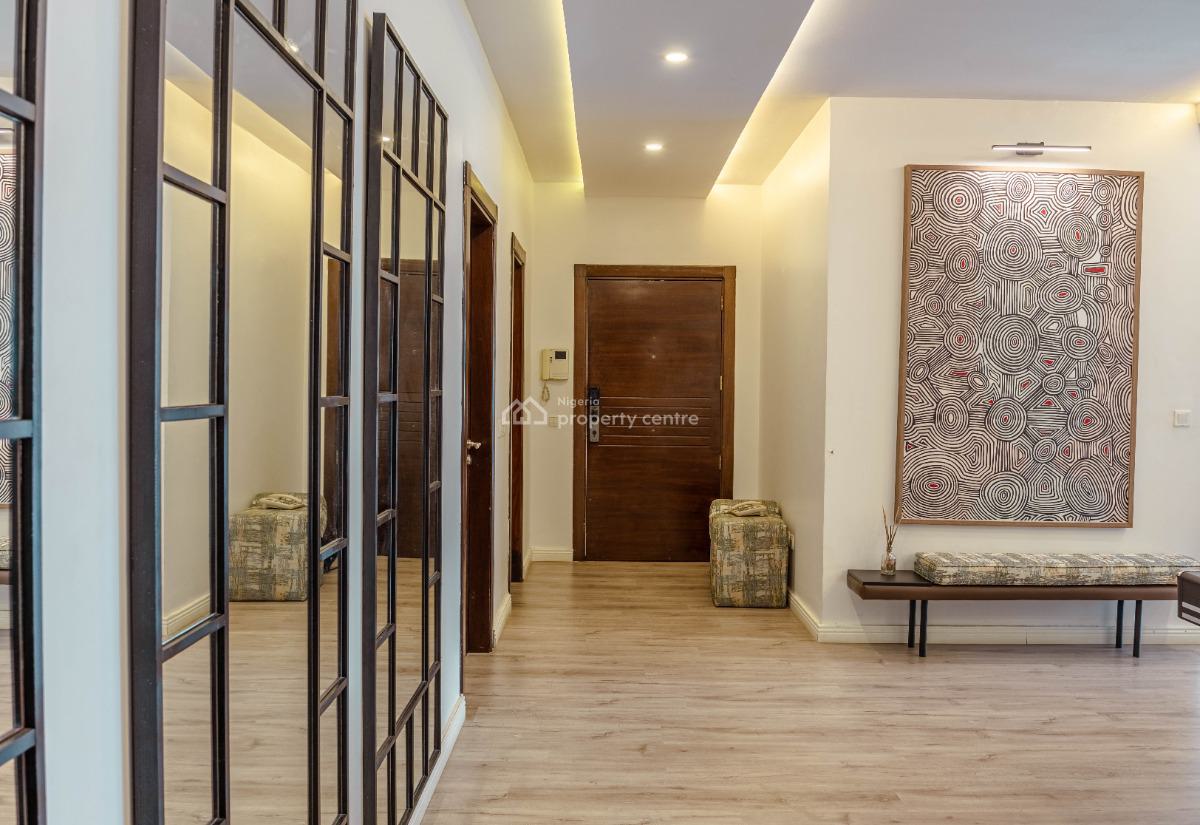 Cozy 3 Bedroom Apartment, Gerrad Road, Ikoyi, Lagos, Flat / Apartment Short Let