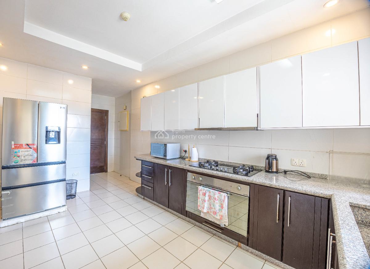 Cozy 3 Bedroom Apartment, Gerrad Road, Ikoyi, Lagos, Flat / Apartment Short Let