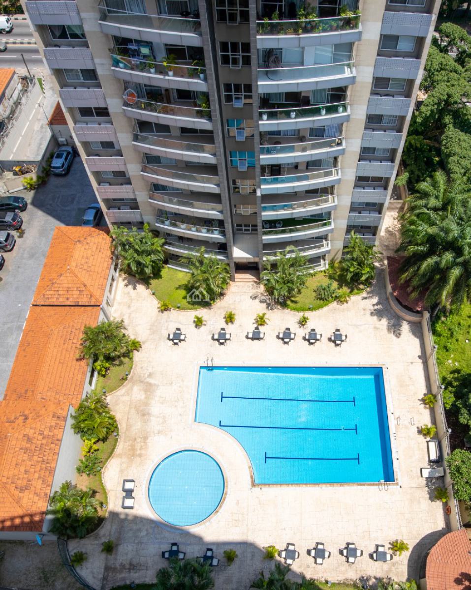 Cozy 3 Bedroom Apartment, Gerrad Road, Ikoyi, Lagos, Flat / Apartment Short Let
