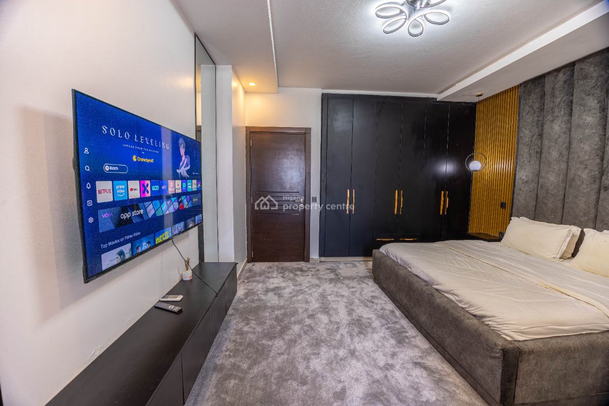 Cozy 3 Bedroom Apartment, Gerrad Road, Ikoyi, Lagos, Flat / Apartment Short Let