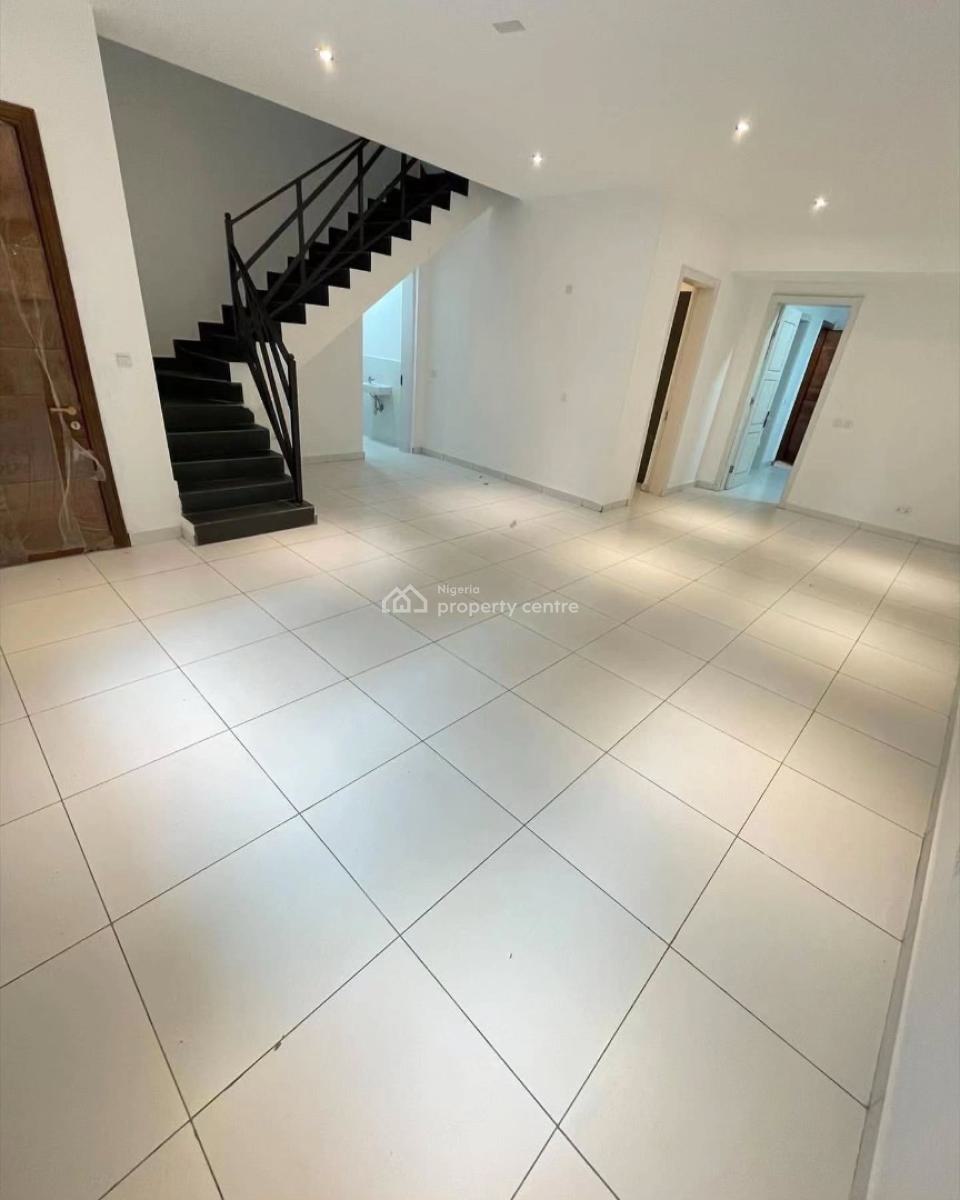 4bedrooms Terrace Duplex with Bq Available, Ologolo, Lekki, Lagos, Terraced Duplex for Rent