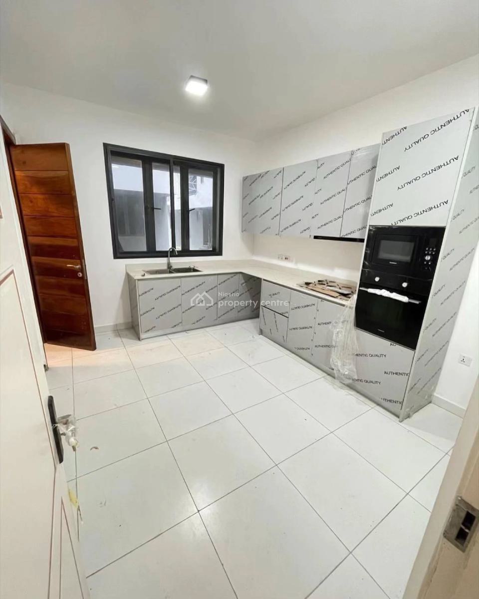 4bedrooms Terrace Duplex with Bq Available, Ologolo, Lekki, Lagos, Terraced Duplex for Rent