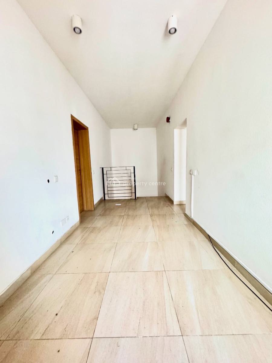 Serviced 4bedrooms Terrace Duplex Available, Ologolo, Lekki, Lagos, Terraced Duplex for Rent