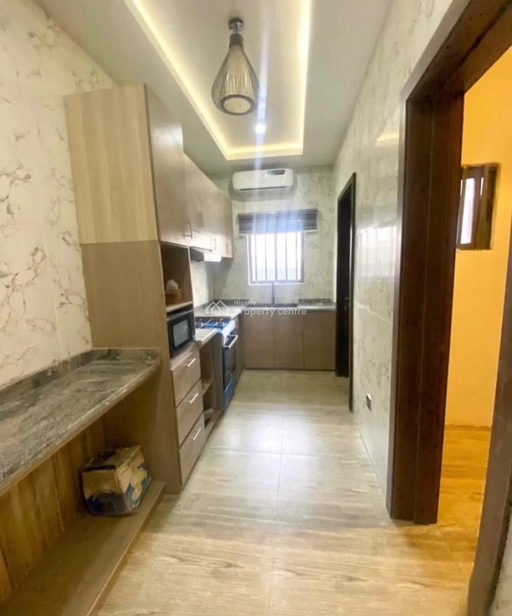 Furnished 1bedroom Apartment Available, Ologolo, Lekki, Lagos, Mini Flat (room and Parlour) for Rent