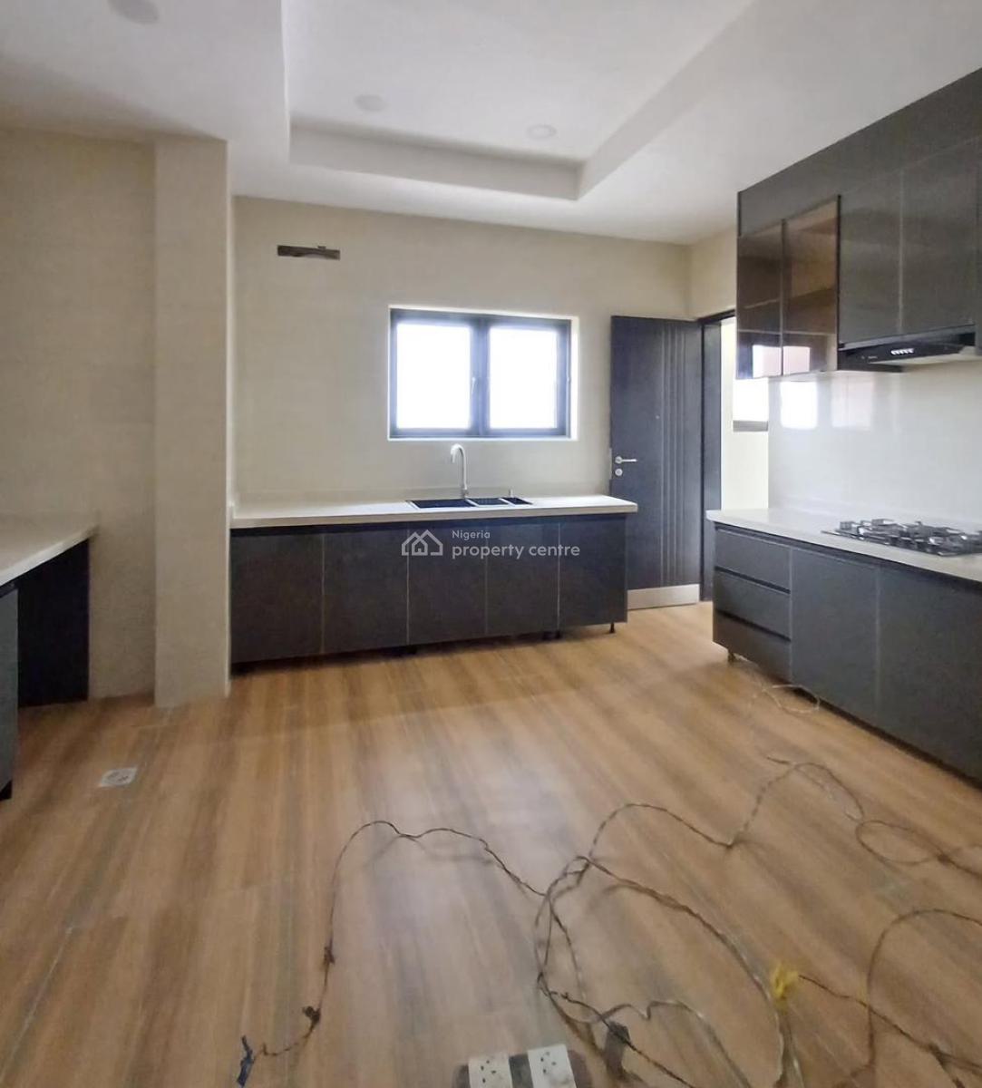 2-bedroom Apartment, Lekki Phase 1, Lekki, Lagos, Flat / Apartment for Rent