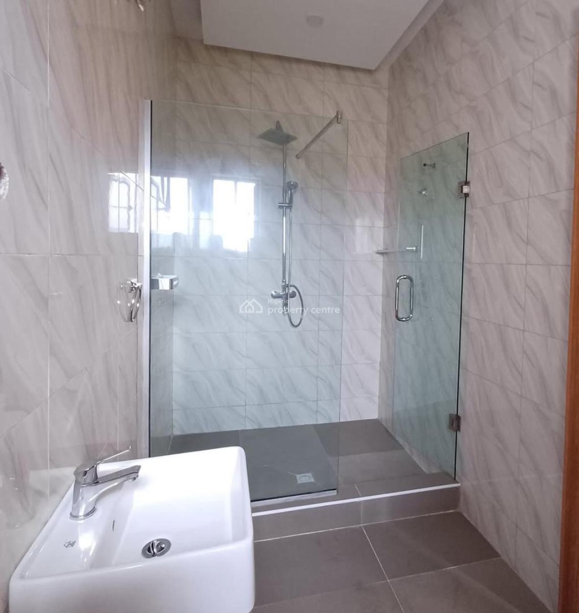 2-bedroom Apartment, Lekki Phase 1, Lekki, Lagos, Flat / Apartment for Rent