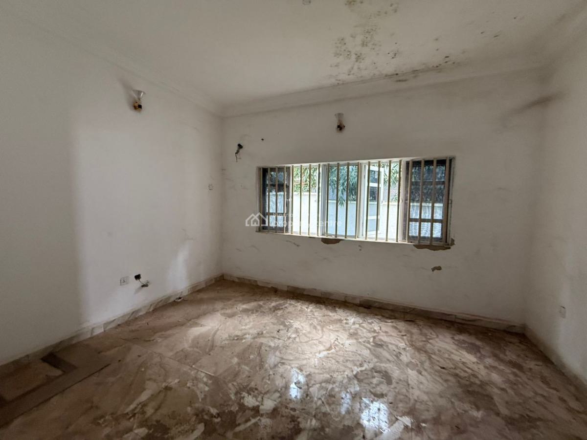 Well Finished Mini Estate, Guzape District, Abuja, Terraced Duplex for Sale