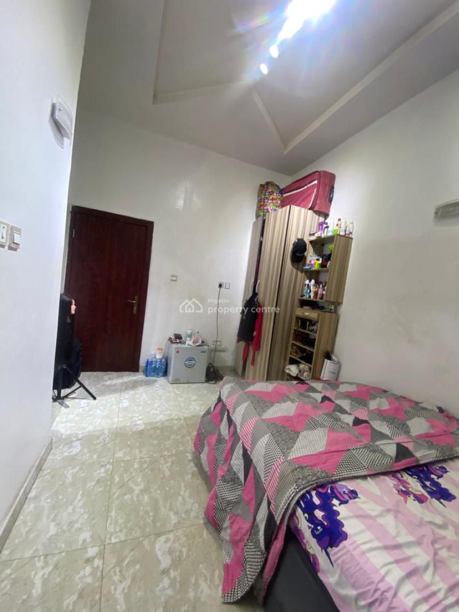 Room Mate Is  Needed to Share a Room, No 21, Igbo Efon, Lekki, Lagos, Self Contain (single Rooms) for Rent