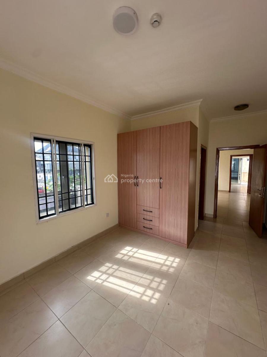 3-bedroom Apartment, Lekki Phase 1, Lekki, Lagos, House for Rent