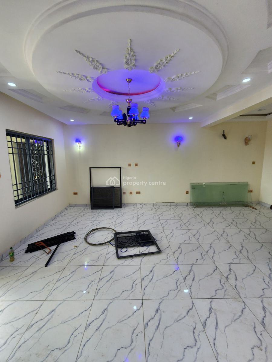 Luxury Two Bedroom Block of Flat, Dawaki District, Dawaki, Gwarinpa, Abuja, Flat / Apartment for Rent
