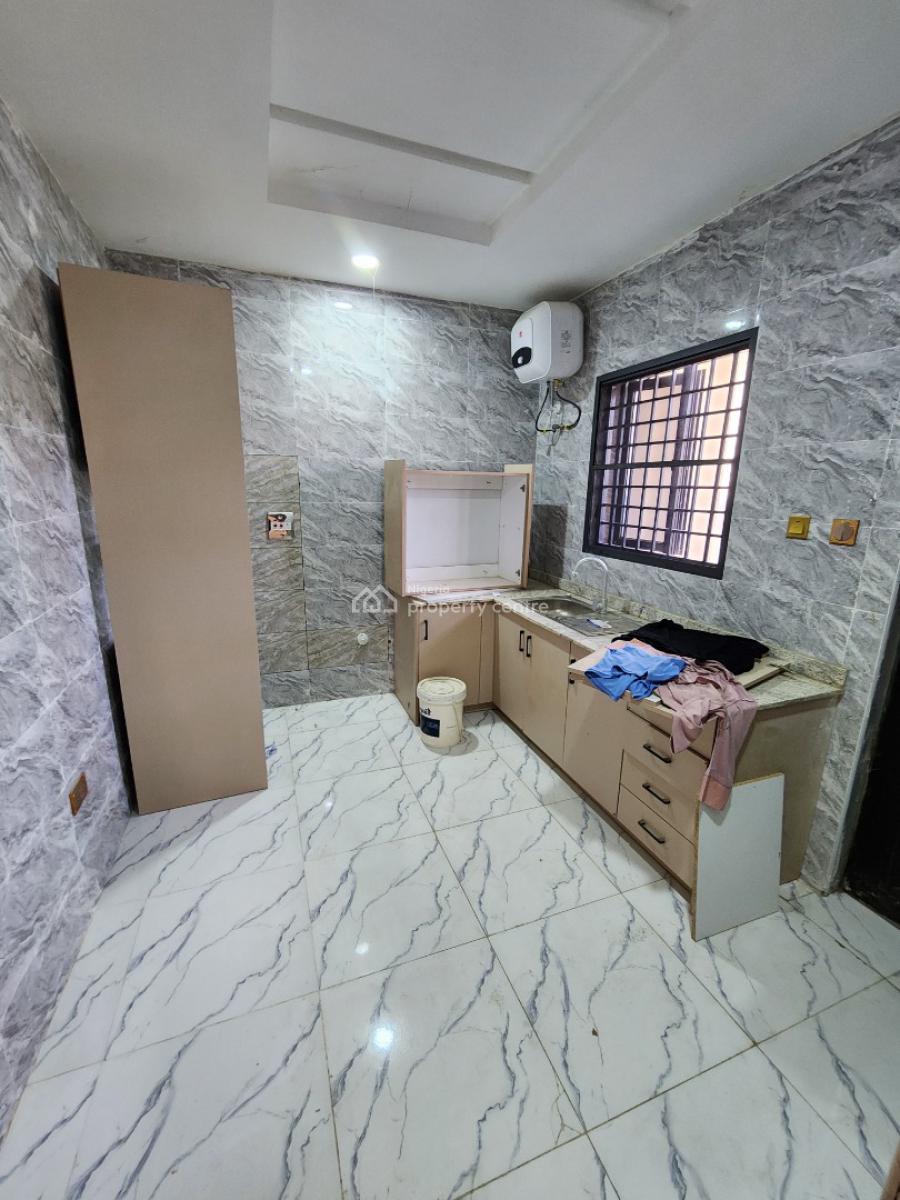 Luxury Two Bedroom Block of Flat, Dawaki District, Dawaki, Gwarinpa, Abuja, Flat / Apartment for Rent