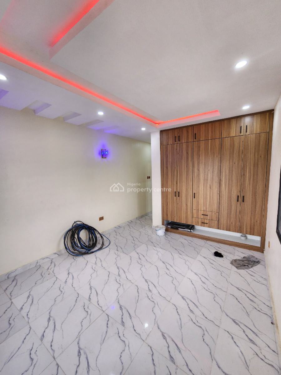 Luxury Two Bedroom Block of Flat, Dawaki District, Dawaki, Gwarinpa, Abuja, Flat / Apartment for Rent