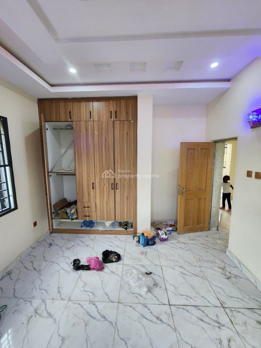 Luxury Two Bedroom Block of Flat, Dawaki District, Dawaki, Gwarinpa, Abuja, Flat / Apartment for Rent